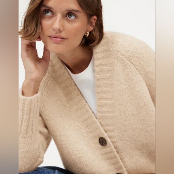 Madewell Chunky-Knit Cardigan - Picture 2 of 14